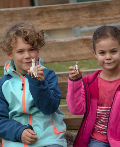 Naomi-und-Gabriel-Weidenbesuch-709x1024